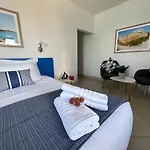 The House 3*