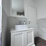 The House 3*