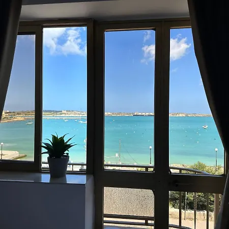 The House Birżebbuġa