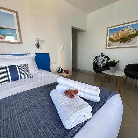 The House 3*