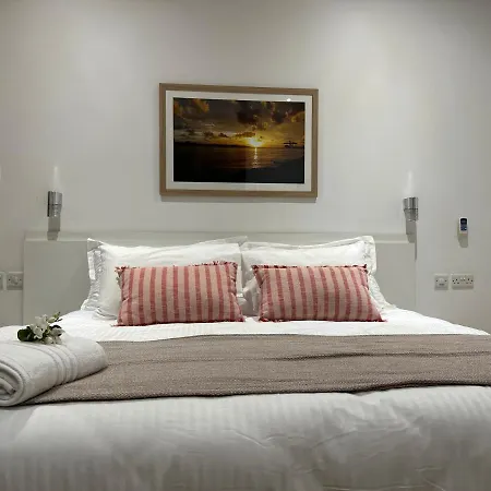 The House Guest house *