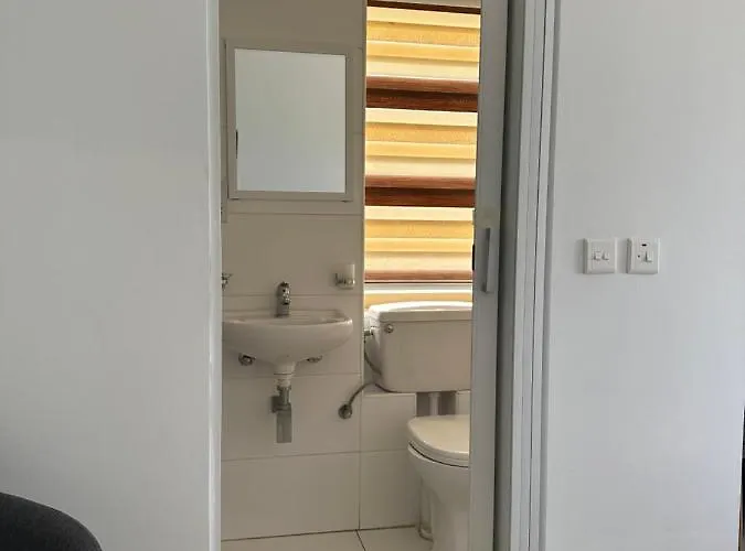 Гостевой дом The House Бирзеббуджа