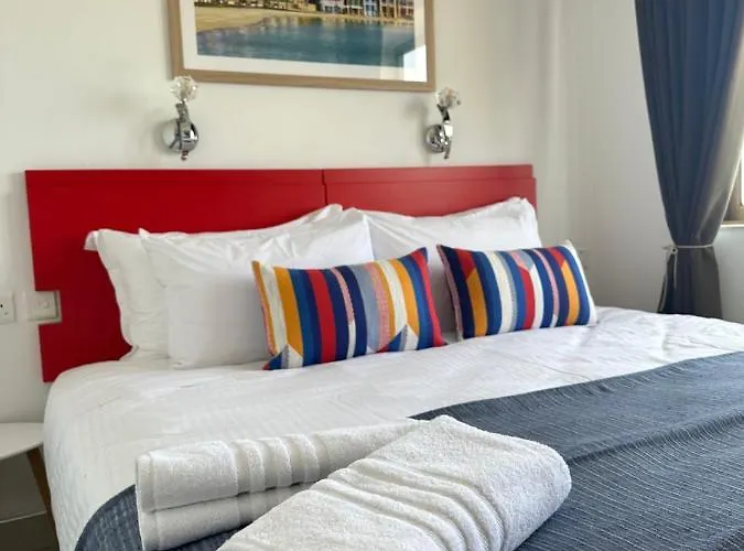 Konukevi The House 4*