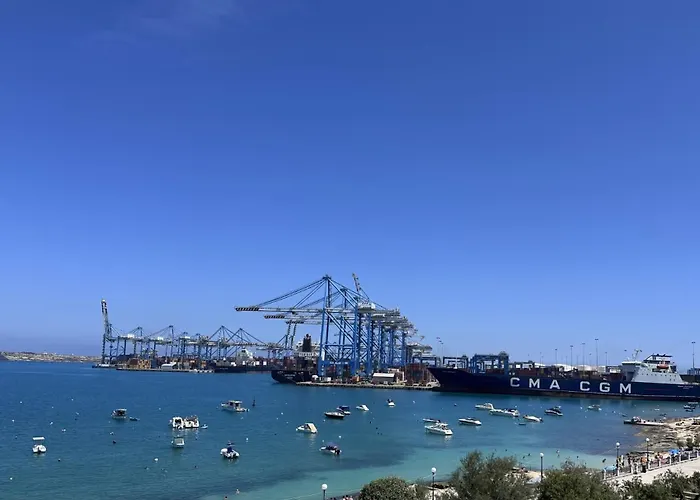 The House 4* Birżebbuġa